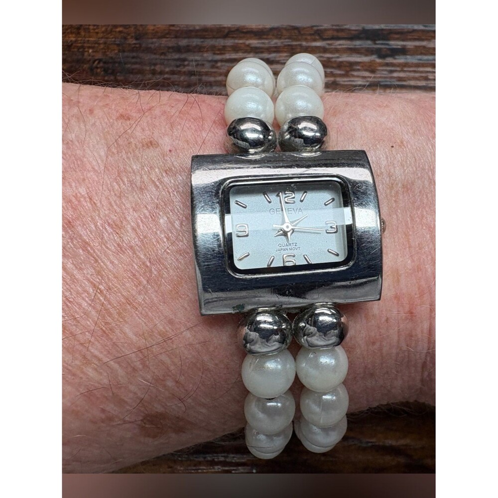 Vintage Geneva Japan Quartz Watch